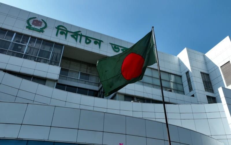নৌকা স্থগিত রেখে প্রতীক তালিকার প্রজ্ঞাপন ইসির, নেই শাপলা