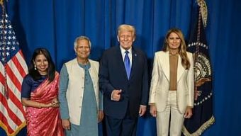 হাস্যোজ্জল ইউনূস ও ট্রাম্প, পাশে মেলানিয়া এবং মেয়ে দিনা